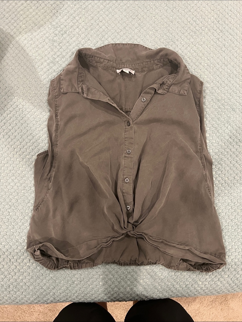 Evereve Sleeveless Button-Down Tie-Front Top - Taupe Brown
